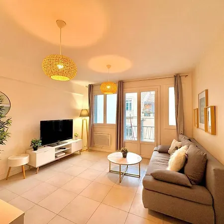 Le Colbert, Spacieux, 4 Chambres, 4 Salles De Bain Apartamento *